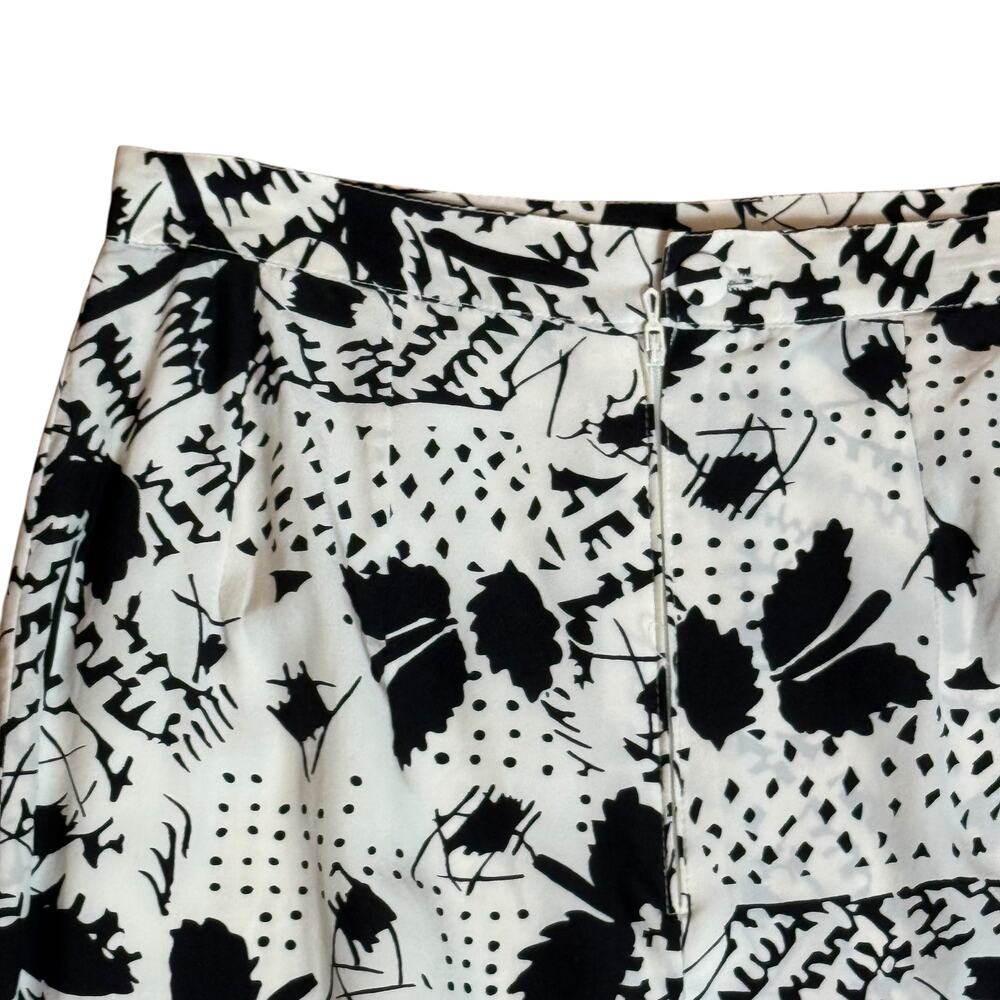 Emmanuelle Khanh Paris Skirt 100% Silk Size 40 Zipper and Buttons Back Closure - Picture 7 of 9